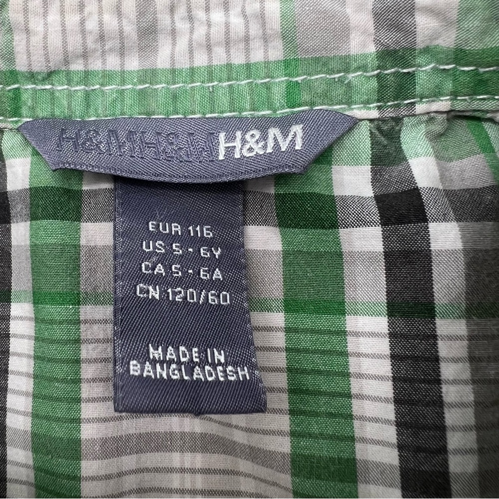 H&M Shirt. Size 5/6 Multi-Color. - Picture 4 of 4
